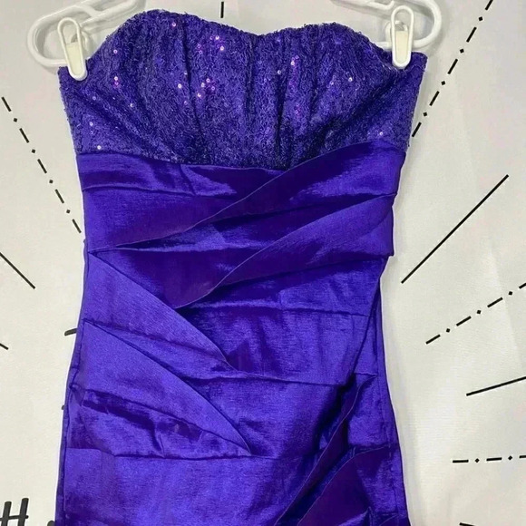 Ruby & Rox Strapless Purple Cocktail Party Dress - Picture 3 of 6
